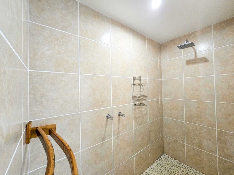 5 Bedroom Property for Sale in Jongensfontein Western Cape